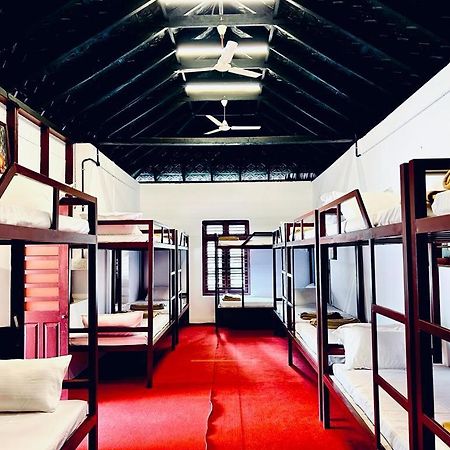 Hotel The Shire Sultan Bathery Exterior foto