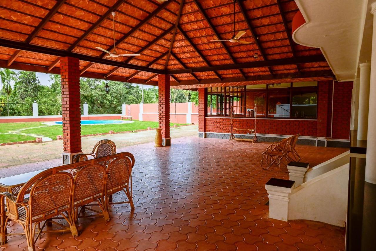 Hotel The Shire Sultan Bathery Exterior foto